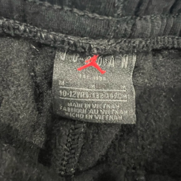 Boy’s Jordan MJ Essentials Pants (3-pack) - Picture 7 of 8